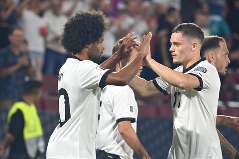 Serge Gnabry (l.) und Florian Wirtz dürften in der DFB-Elf gegen Luxemburg gesetzt sein