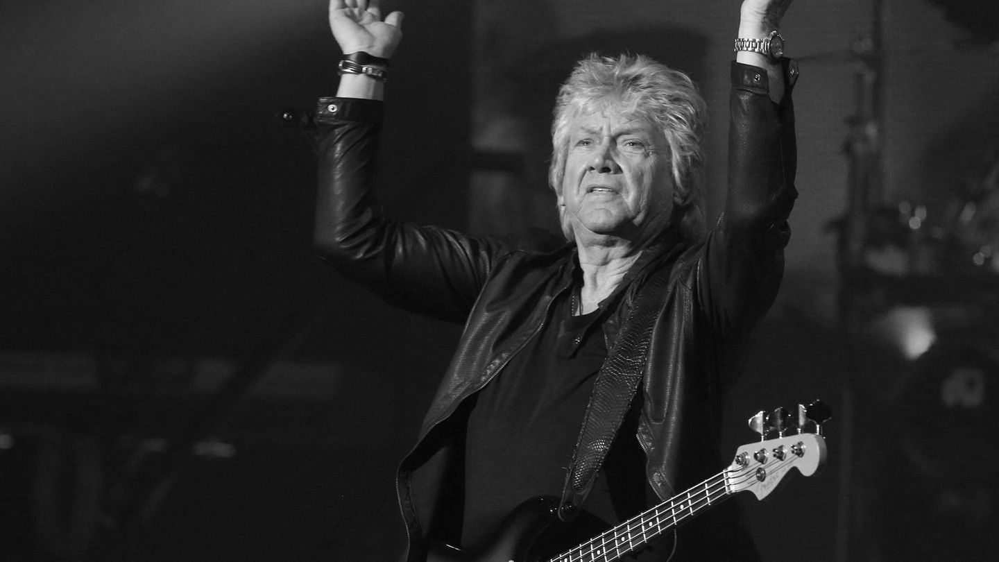 People: The Moody Blues bassist John Lodge is dead