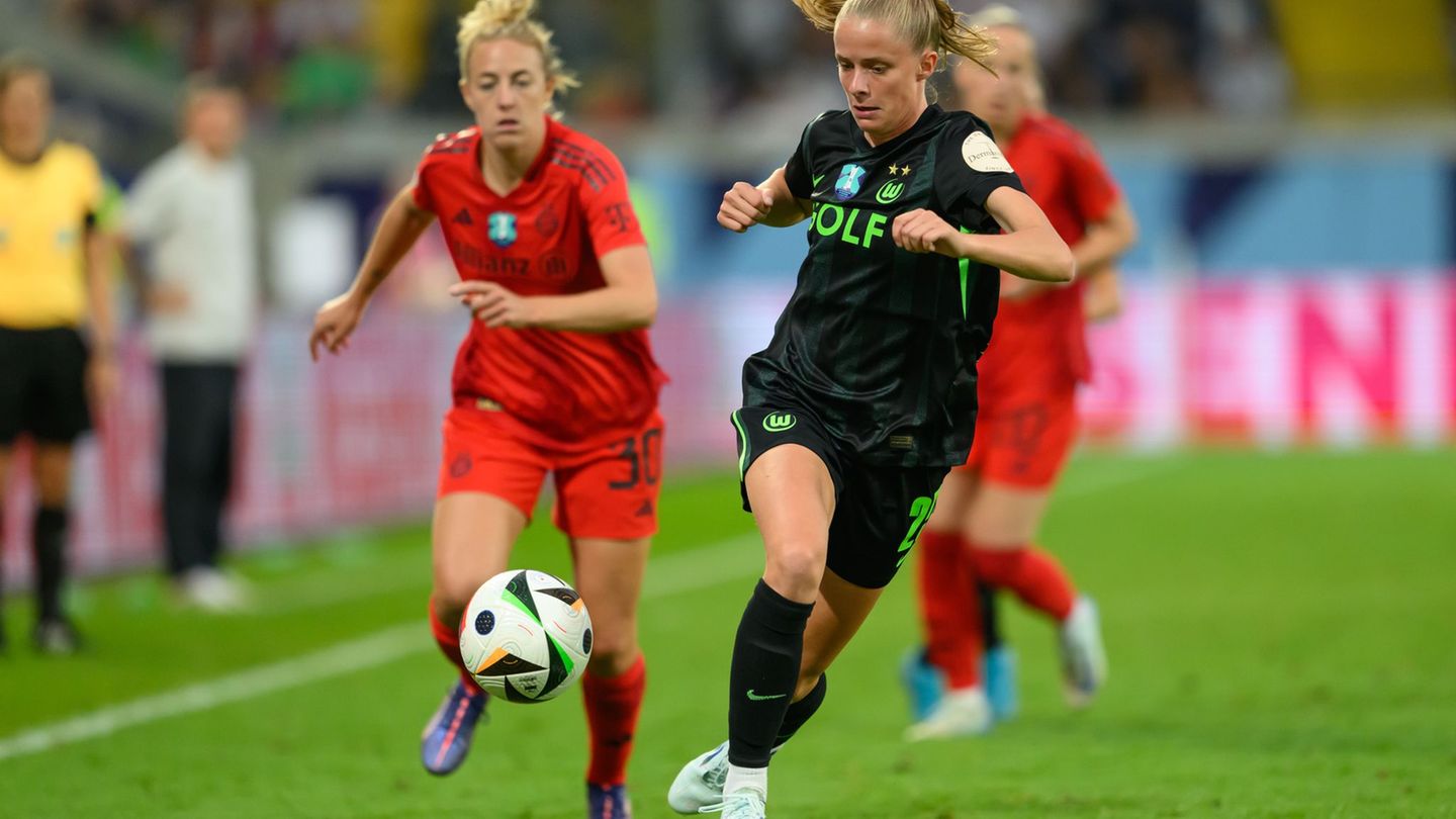 Fällt mehrere Wochen aus: Wolfsburgs Nationalspielerin Vivien Endemann. Foto: Robert Michael/dpa