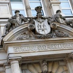 Im Hamburger Strafjustizgebäude beginnt am Mittwoch nach einem tödlichen Messerangriff im Hamburger Stadtpark der Prozess gegen