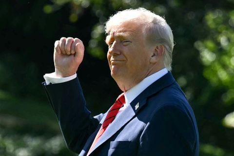 Donald Trump auf dem Weg zu seinem Gesundheitscheck