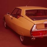 Heckansicht eines Citroën SM-3