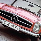 Mercedes-Benz SL 280 Pagode auf der Teststrecke