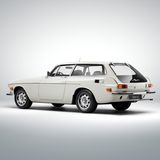 Rückansicht eines weißen Volvo P1800 ES