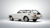 Rückansicht eines weißen Volvo P1800 ES
