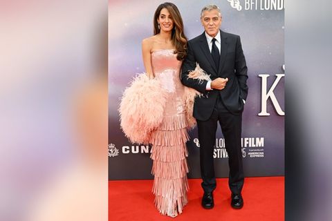 Amal und George Clooney sind für ihre eleganten Red-Carpet-Looks bekannt.