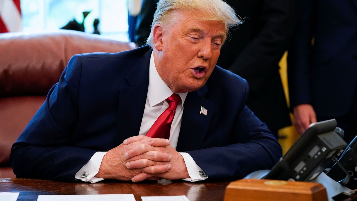 Award: Trump: Nobel Peace Prize winner called me