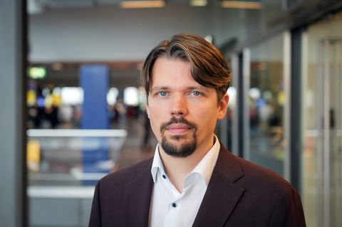 Der Politikwissenschaftler Jan Philipp Thomeczek sieht einen Trend zu parteilosen Kandidaten bei Kommunalwahlen. (Archivbild) Fo