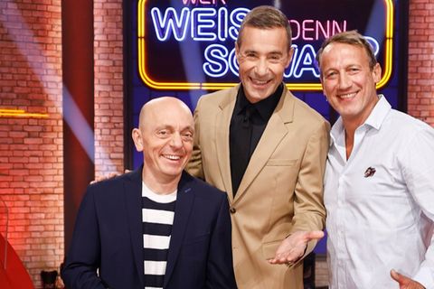 "Wer weiß denn sowas XXL": Moderator Kai Pflaume (M.) und seine Rateteam-Kapitäne Bernhard Hoëcker (l.) und Neuzugang Wotan Wi
