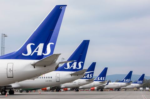Ein Mann ist Berichten zufolge mit einer Beschwerde gegen die skandinavische Airline wegen angeblicher Fürze seiner Mitreisenden