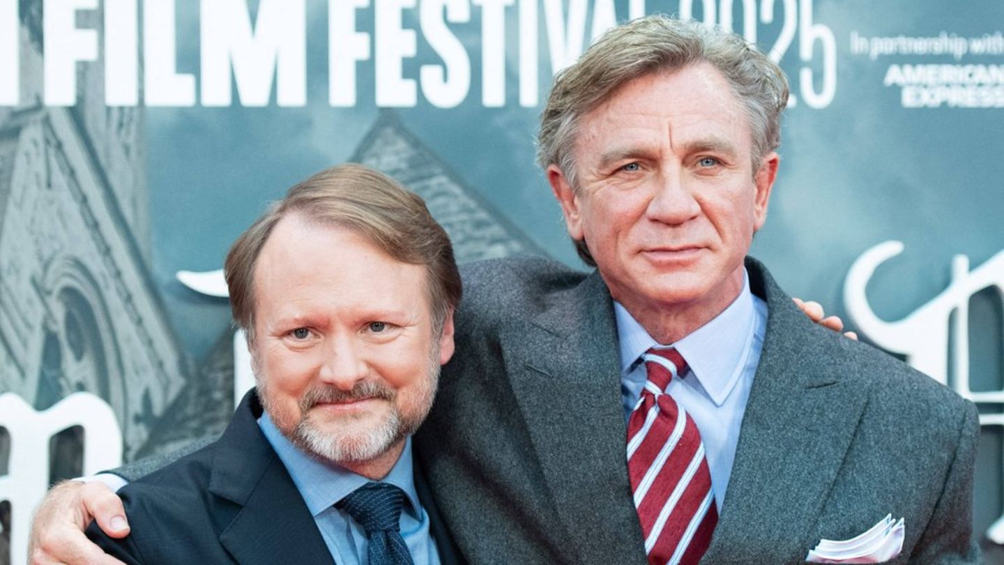 Rian Johnson (l.) und Daniel Craig im Oktober in London.