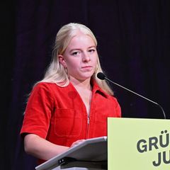 Jette Nietzard bei ihrer Abschiedsrede