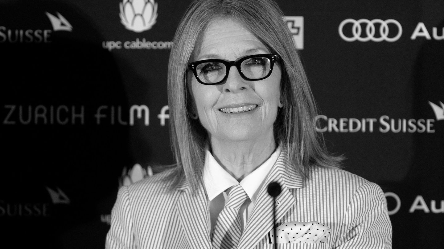 Film star: US media: Hollywood star Diane Keaton dies