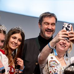 Ein Selfie hier, ein Selfie da: Für CSU-Chef Markus Söder sind Posts in sozialen Netzwerken mehr als Unterhaltung. (Archivbild)