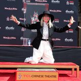 2022 verewigte sie sich vor dem TCL Chinese Theatre in Hollywood mit Hand-und Fußabdruck