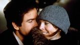 Mit Warren Beatty war sie von 1978 bis 1980 liiert, sie lernte ihn bei den Dreharbeiten zu "Reds" kennen