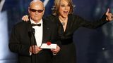Zusammen mit Nicholson überreichte sie am 25. Februar 2007 den Oscar für den besten Film ("Departed")