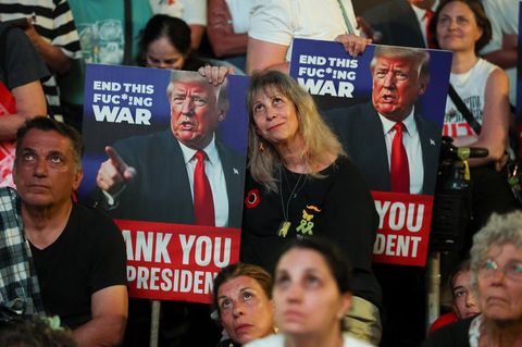 Tausende Israelis buhen Netanyahu aus – für Trump gibt es Sprechchöre