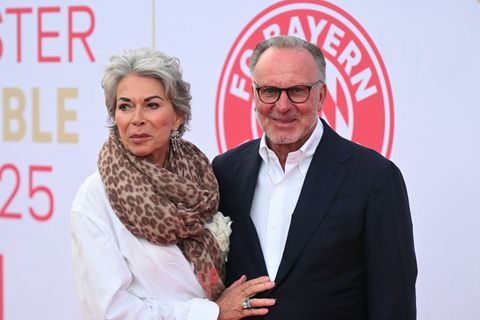 Dankte seiner Ehefrau Martina: Karl-Heinz Rummenigge. Foto: Felix Hörhager/dpa