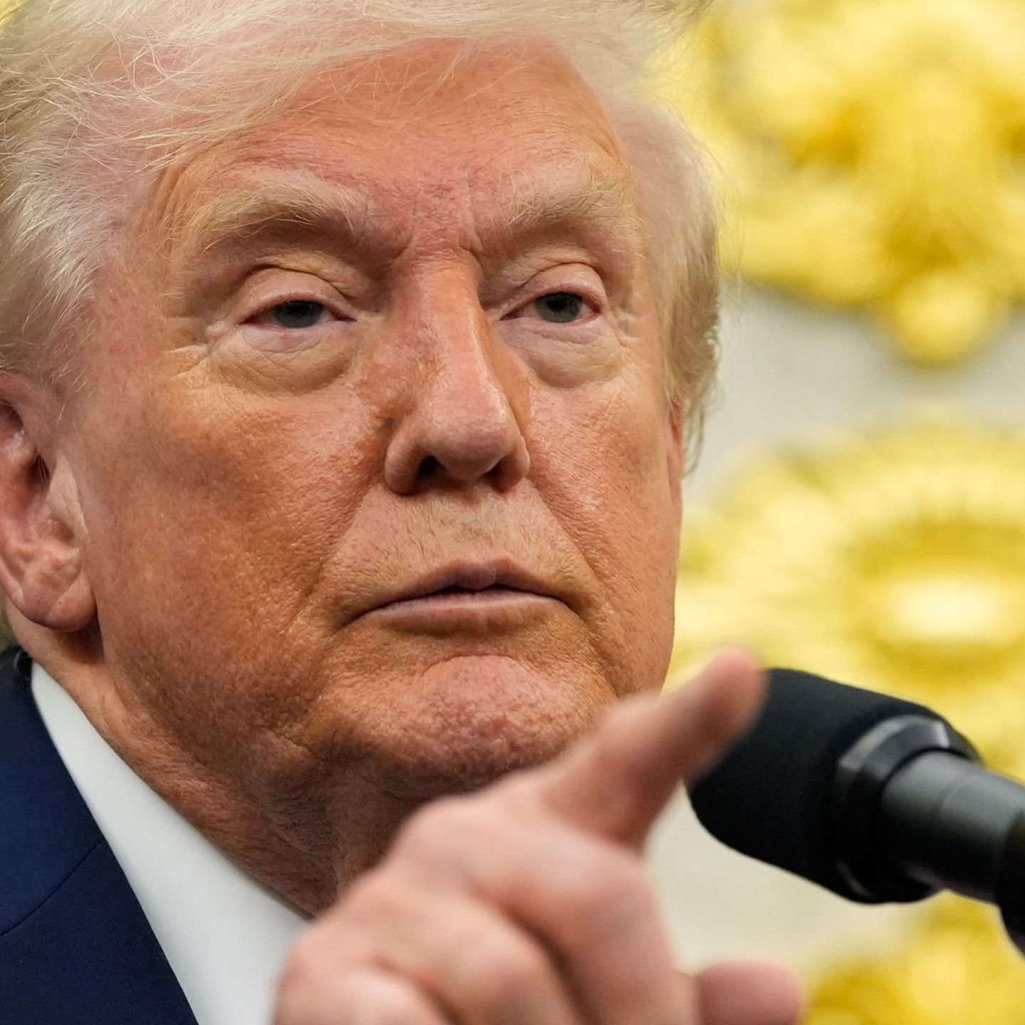 Donald Trump schlägt wieder versöhnlichere Töne Richtung China an. Foto: Alex Brandon/AP/dpa