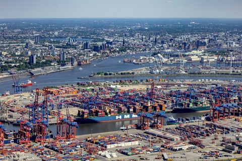Hamburg mit Hafen
