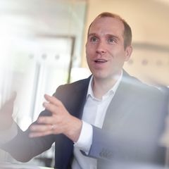 Thering war vor allem Bürgermeister Tschentscher (SPD) vor, den Volksentscheid unterschätzt zu haben. (Archivbild) Foto: Marcus