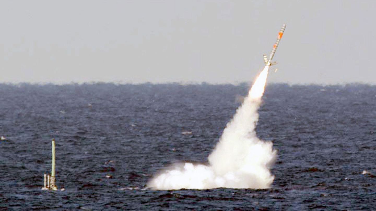 Trump threatens Putin with Tomahawk delivery to Ukraine