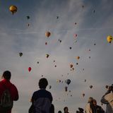 Hoch hinaus: Im Morgengrauen heben die ersten Ballons ab