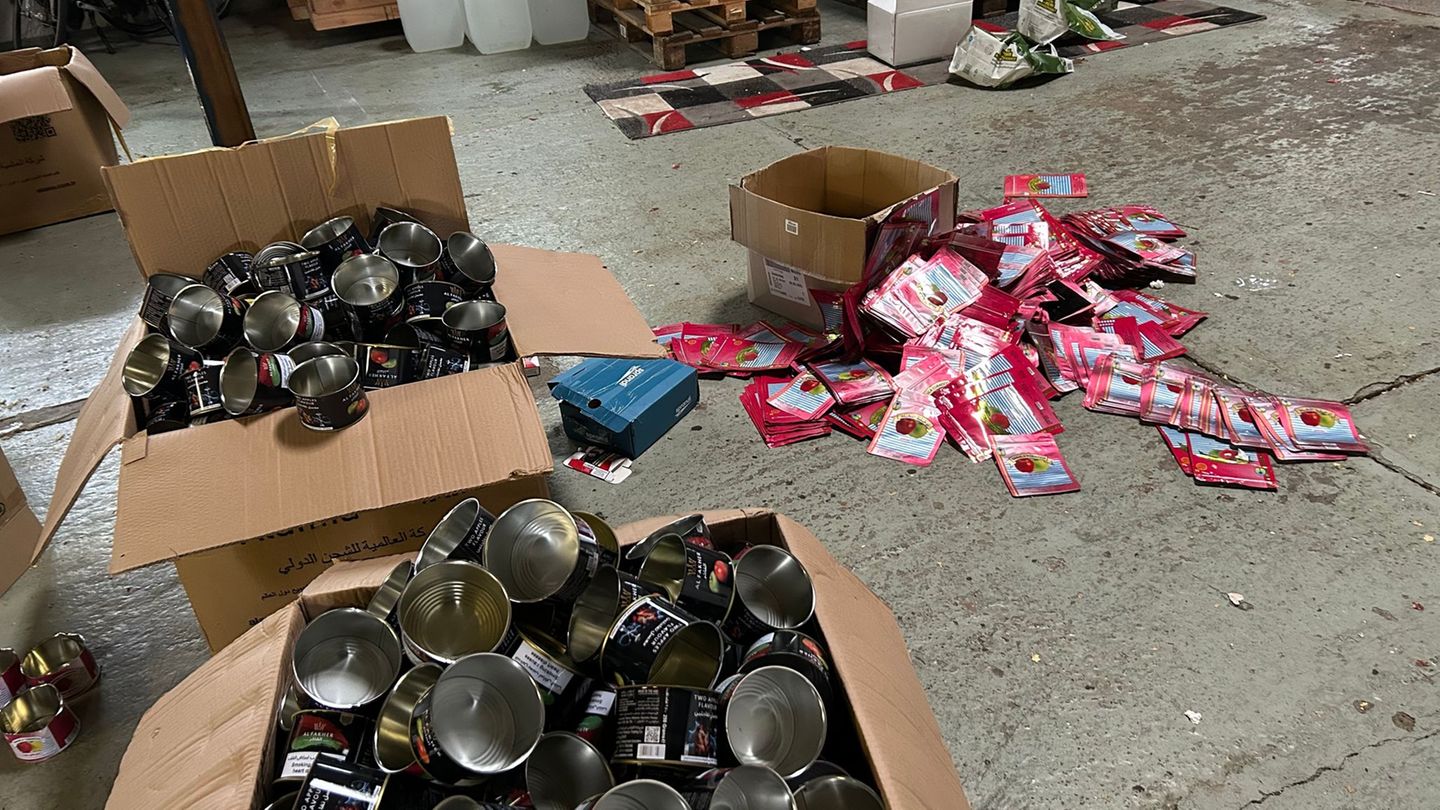 Der Straßenverkaufswert des Rauschgifts liegt laut Ermittlern bei rund 122.000 Euro. Foto: --/Zollfahndungsamt Essen/dpa