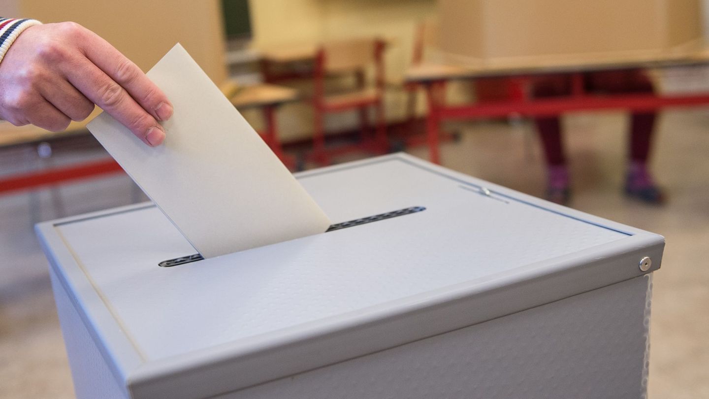 Bislang können die Niedersachsen erst mit 18 Jahren an der Landtagswahl teilnehmen. (Archivbild) Foto: Silas Stein/dpa