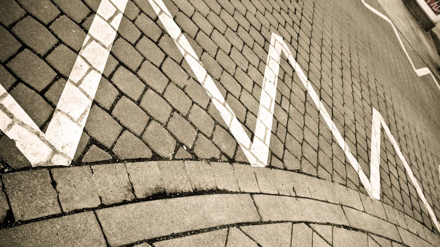 Verkehrsregeln Auto Straßenverkehr Verkehrsregeln Auto Straßenverkehr