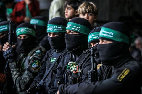 Die Hamas sieht sich der Waffenruhe mit Israel nach Freilassung der ersten Geiseln weiter verpflichtet. (Archivbild) Foto: Abed