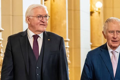 Frank-Walter Steinmeier (l.) und König Charles III. bei dessen Deutschland-Besuch im März 2023.