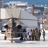 Raus mit dem Hubschrauber: Die Ex-Geisel Omri Miran auf dem Weg ins Ichilov Medical Center