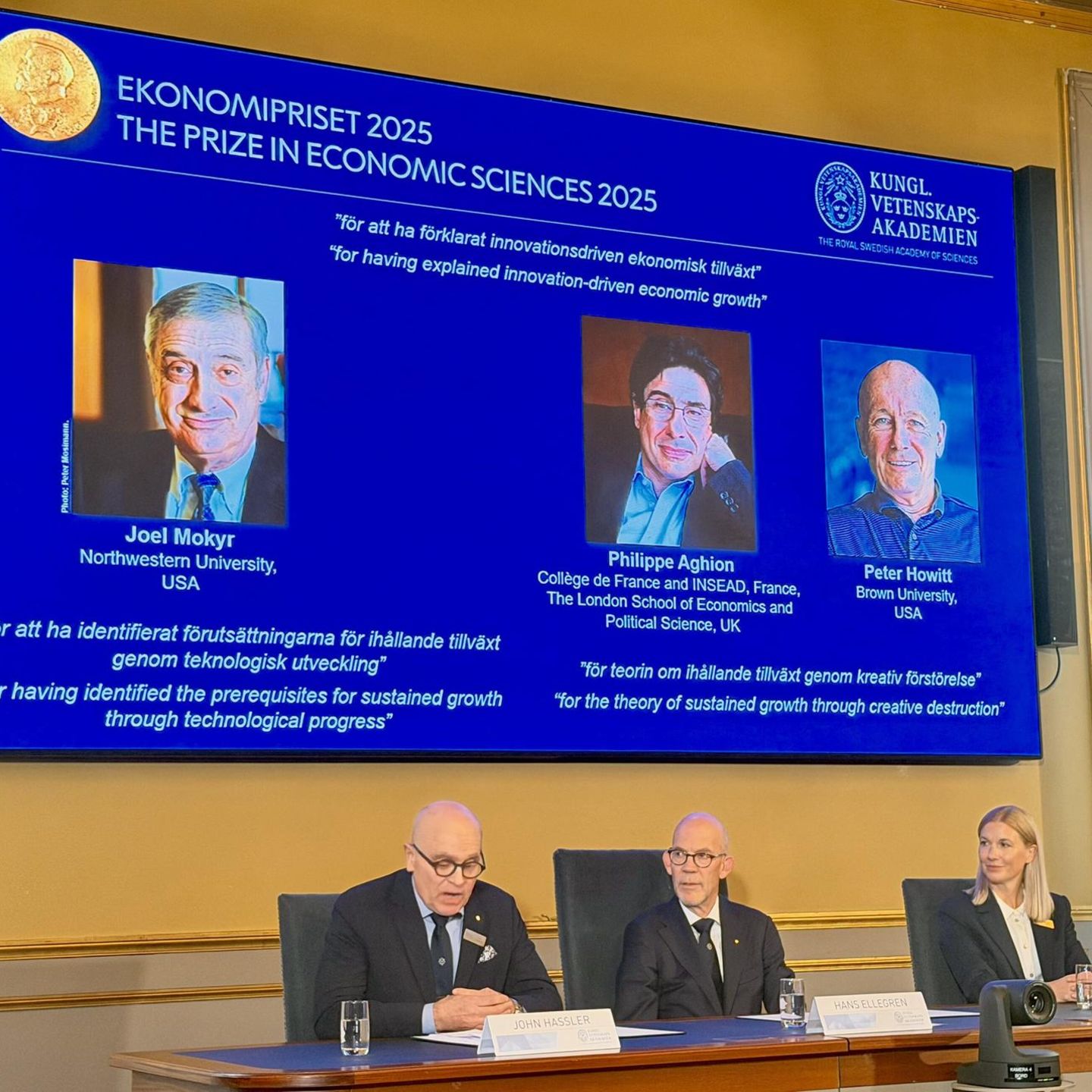 Die schwedische Akademie der Wissenschaften gibt die Nobelpreisträger für Wirtschaftswissenschaften bekannt