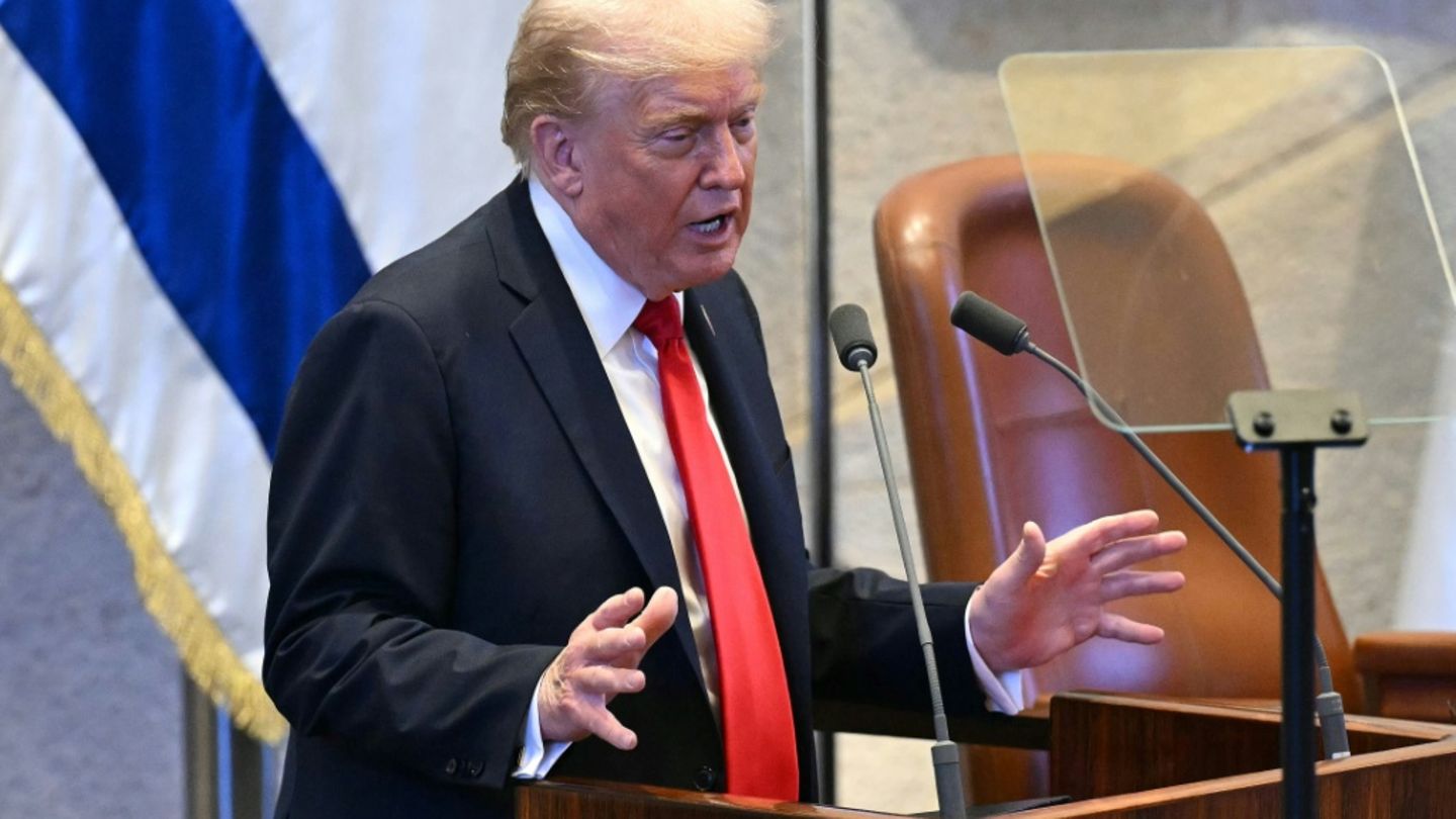 US-Präsident Trump am 13. Oktober vor der Knesset in Jerusalem