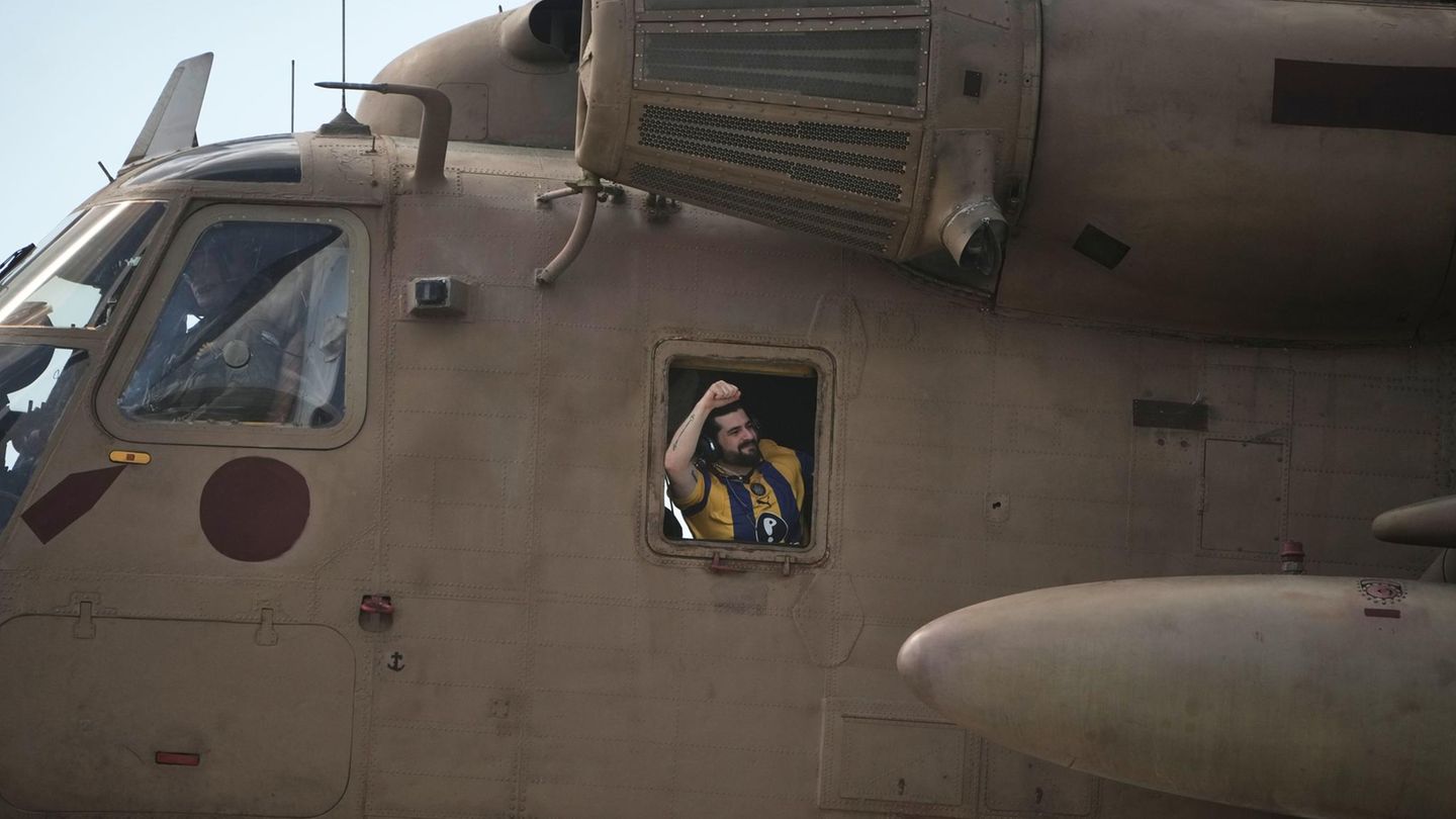 Ziv Berman kehrt zurück: Per Hubschrauber wird er ins Sheba Medical Center ins israelische Ramat Gan gebrach