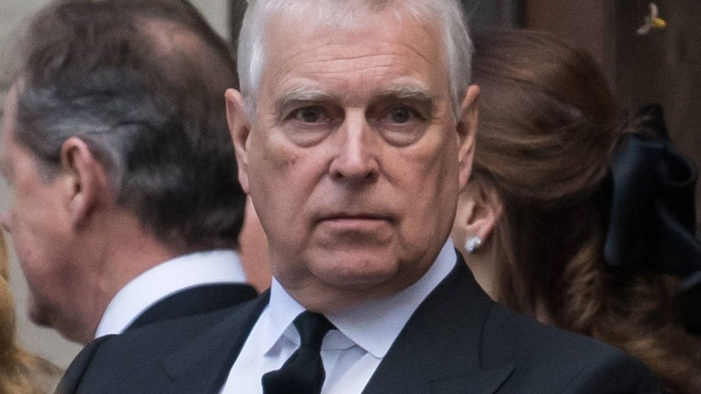 Prinz Andrew wird durch die E-Mail offenbar der Lüge überführt.