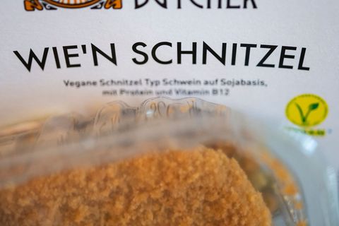 Die geplanten EU-Regeln für Veggie-Namen stoßen in Hessens Gastronomie auf Kritik. (Symbolbild) Foto: Marijan Murat/dpa