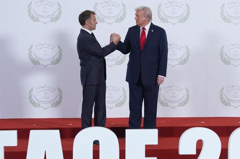 Während sich US-Präsident Trump für das Gaza-Abkommen feiern lässt, ist Frankreichs Präsident Macron weiter vorsichtig. Foto: Ev
