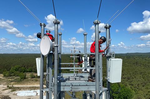 Vodafone will 5G-Antennentechnik von Huawei durch OpenRAN ersetzen. Foto: Christoph Dernbach/dpa