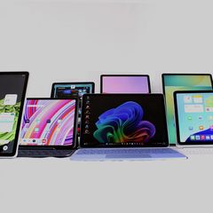 Tablet Test: Mehrere Tablets stehen vor einem hellen Hintergrund