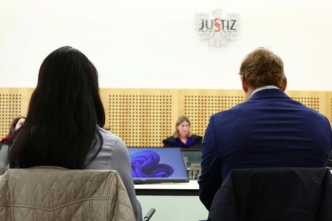 Die Verteidiger der Chirurgen bestreiten den Vorwurf. Foto: Erwin Scheriau/APA-POOL/dpa