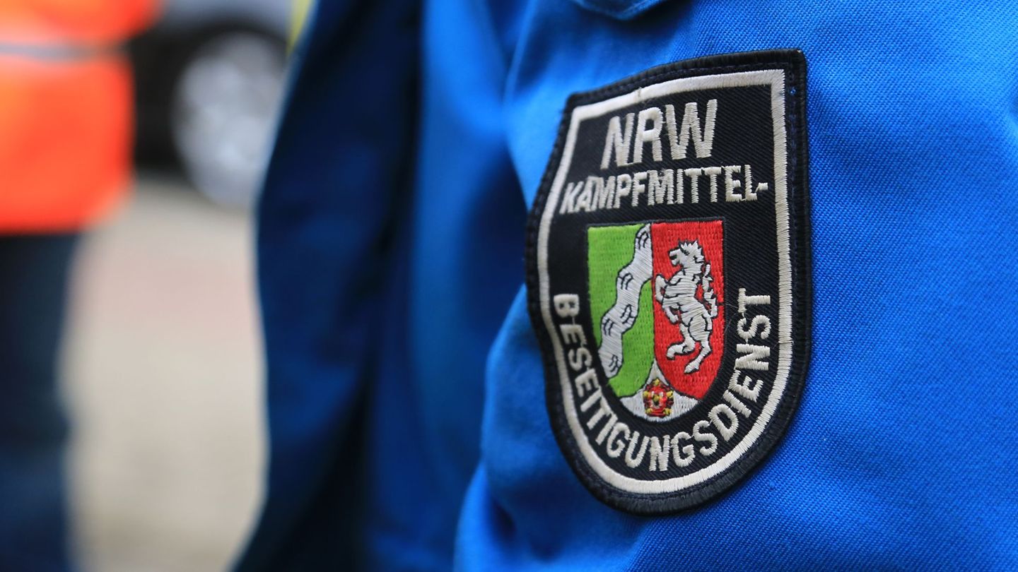 Im Umkreis von 400 Metern um den Fundort muss evakuiert werden. (Symbolbild) Foto: Marcel Kusch/dpa