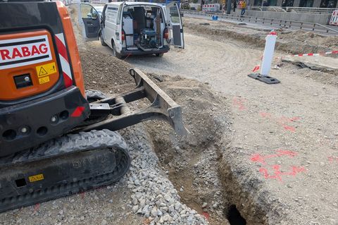 Die Hohlräume wurden beim Bau der neuen Trambahnlinie unter der Fahrbahn entdeckt. Foto: -/SWM/MVG/dpa