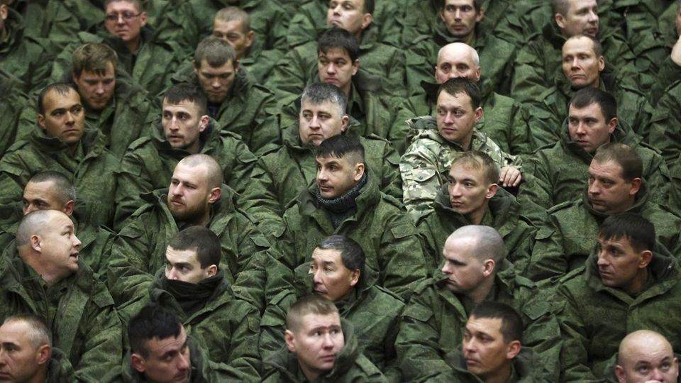 Russlands Reservisten-Plan: Kommt jetzt Putins Zwei-Millionen-Armee? Russlands Reservisten-Plan: Kommt jetzt Putins Zwei-Millionen-Armee?