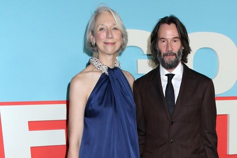 Alexandra Grant und Keanu Reeves haben nun beide die Gerüchte über eine angebliche Hochzeit dementiert.