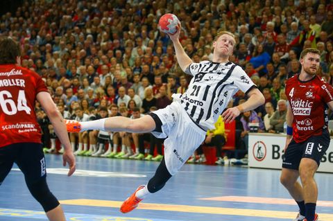 Eric Johansson und der THW Kiel spielten in Montpellier. Foto: Michael Hundt/dpa
