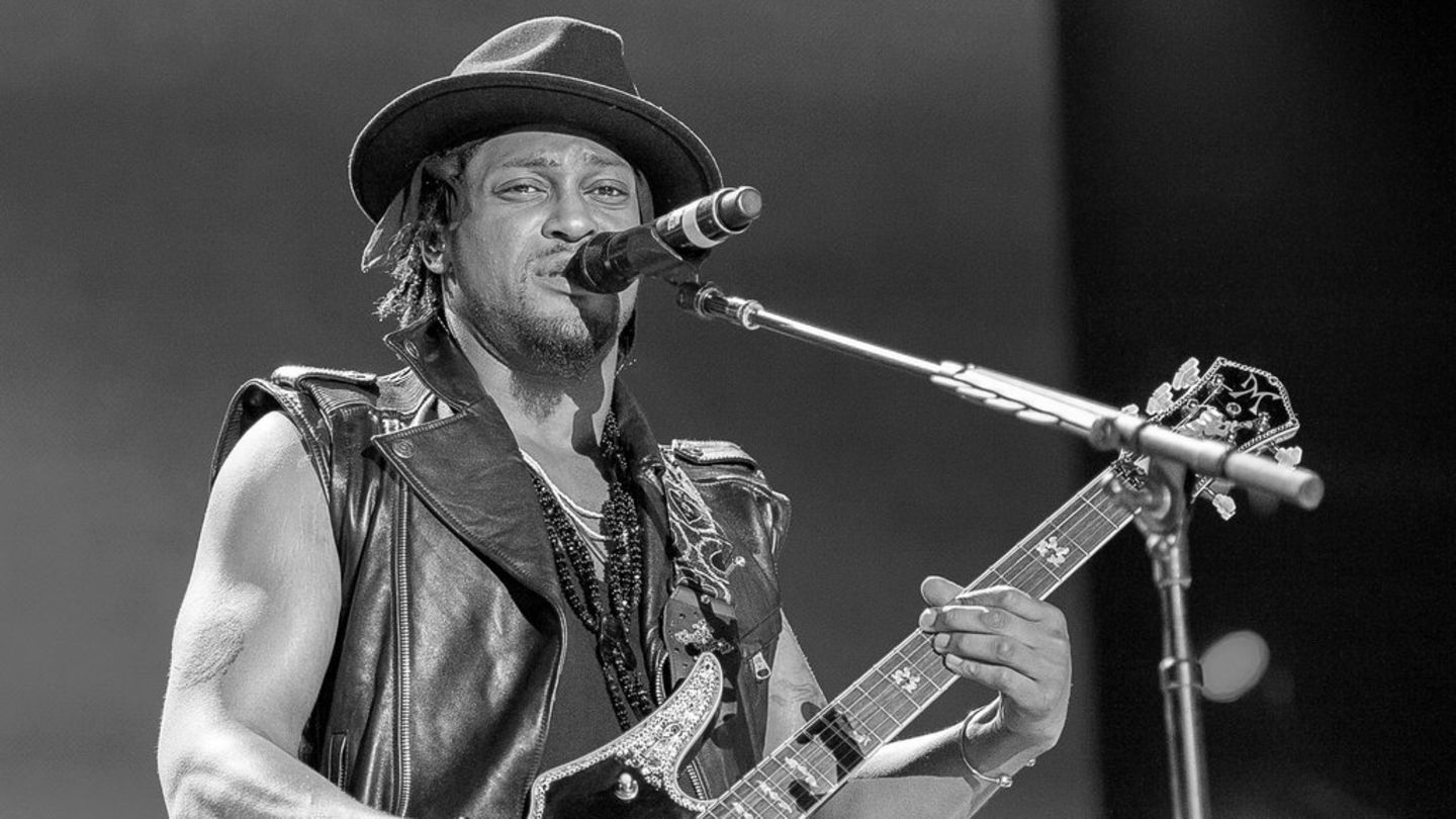 Death of the soul musician: Celebrities say goodbye to D’Angelo
