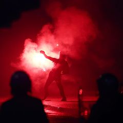 Vor dem Spiel zwischen Italien und Israel kam es in Udine zu Auseinandersetzungen von Demonstranten und der Polizei